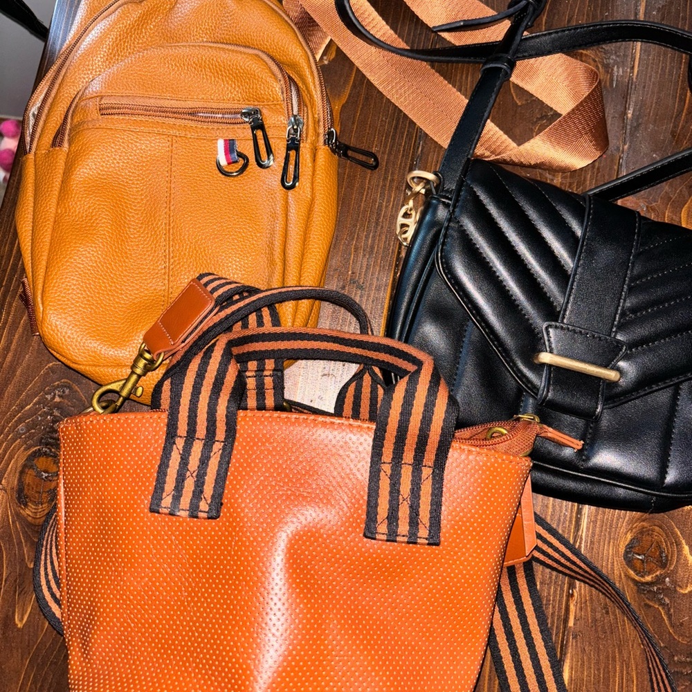 Crossbody bundle!